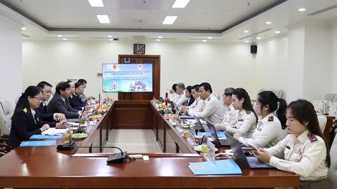 Việt Nam - Lào tăng cường chia sẻ kinh nghiệm quản lý thuế