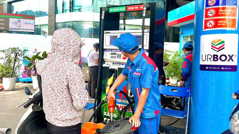 Giá xăng dầu hôm nay 25/12/2025: Thị trường đi ngang