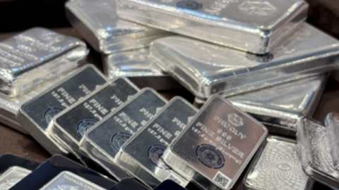 Giá bạc hôm nay 5/2/2026: Phục hồi mạnh mẽ