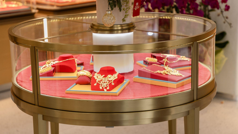 Mùng 1 Tết, giá vàng trượt khỏi mốc 5.000 USD/ounce