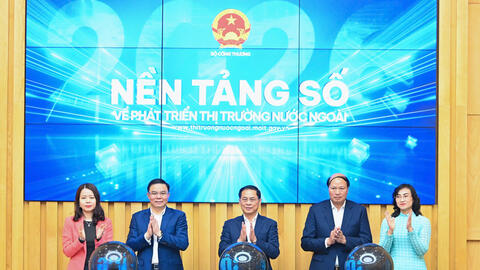 Phó Thủ tướng: Nền tảng số phát triển thị trường nước ngoài sẽ tạo đột phá xuất khẩu