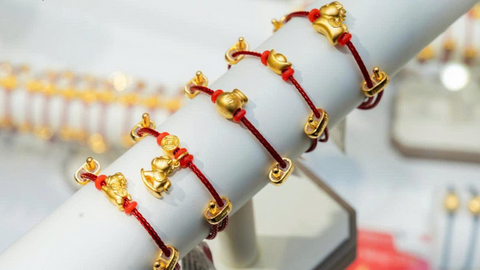 Giá vàng hôm nay (19/3): Mất mốc 5.000 USD