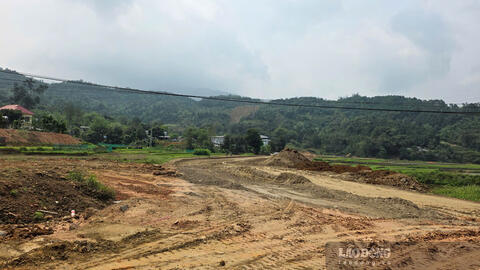 Mặt bằng “xôi đỗ” níu chân loạt dự án giao thông ở vùng cao Lào Cai