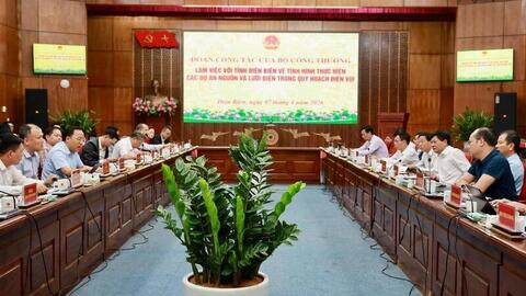 Thứ trưởng Bộ Công Thương Nguyễn Hoàng Long làm việc với tỉnh Điện Biên