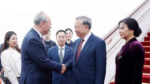 Tổng Bí thư, Chủ tịch nước và Phu nhân bắt đầu thăm cấp Nhà nước đến Trung Quốc