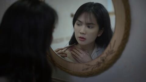 Ngọc Trinh và cú ngã ngựa phòng vé