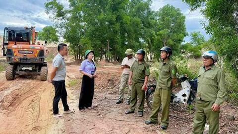 Tạm giữ gần 900m³ cát chưa rõ nguồn gốc ở Quảng Trị