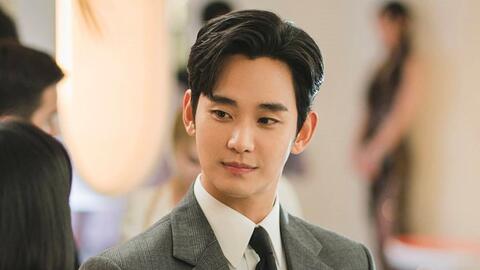 Kim Soo Hyun chứng minh sức hút sau hơn một năm gián đoạn hoạt động