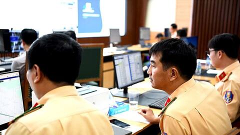 Phát hiện hơn 4.000 lái xe kinh doanh vận tải có dấu hiệu điều khiển phương tiện quá giờ