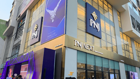 Cổ phiếu PNJ bất ngờ tăng trần sau 4 phiên giảm sàn