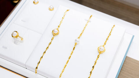 Giá vàng hôm nay (3/8): Người mua liên tục thua lỗ