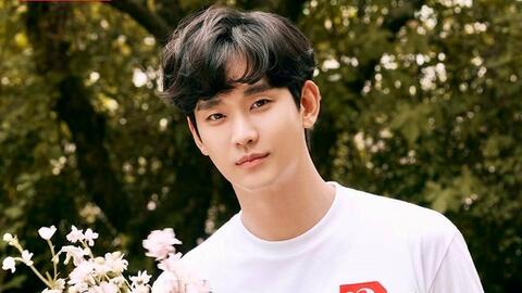 Kim Soo Hyun sẽ tổ chức buổi gặp mặt 20.000 fan ngay khi trở lại