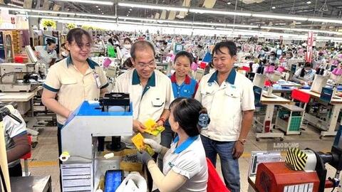 Công ty giày hơn 31.000 lao động ở Đồng Nai thưởng lễ 2.9 một ngày lươn0