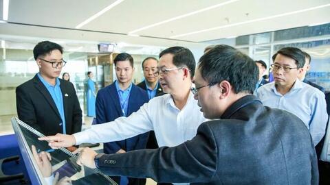 CMC lọt top doanh nghiệp công nghệ - viễn thông nộp ngân sách lớn nhất Việt Nam