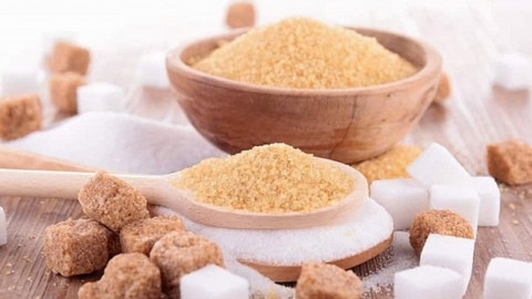 Giá đường giảm gần 3%, thị trường đối mặt áp lực dư cung ngắn hạn