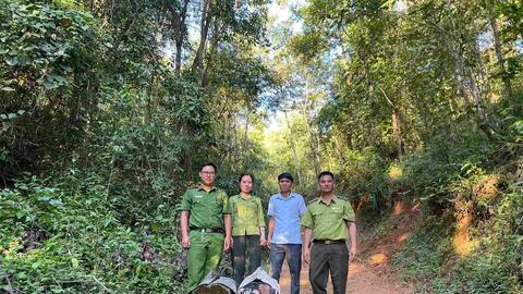 Xử phạt người đàn ông ở Điện Biên vì nuôi nhốt trái phép chim hoang dã