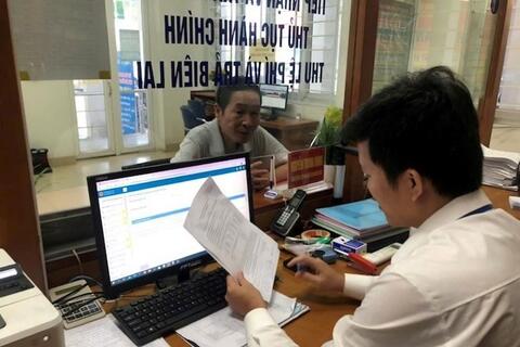 Phụ cấp của cán bộ khi chờ sửa chính sách tiền lương