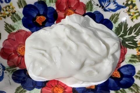 Ngủ ngon nhờ ăn sữa chua đúng thời điểm tốt nhất