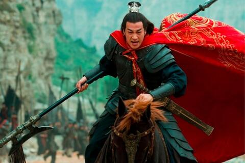 Hà Nhuận Đông cảm thấy may mắn khi nổi tiếng trở lại