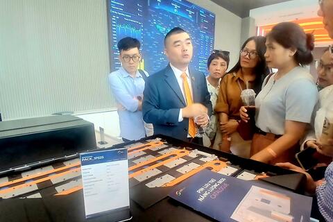 Ra mắt nhà máy pin lưu trữ năng lượng chuẩn quốc tế do doanh nghiệp Việt Nam làm chủ