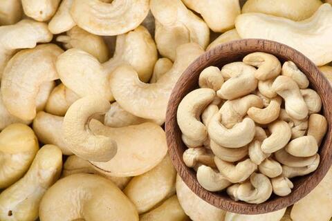 Ăn hạt điều đúng cách giúp bổ sung collagen, tốt cho tim mạch