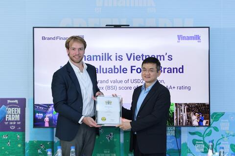 Người tiêu dùng ngày càng khắt khe, buộc ngành sữa việt phải nâng chuẩn