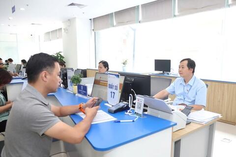 Thủ tướng yêu cầu tiếp tục cắt giảm thực chất thủ tục hành chính