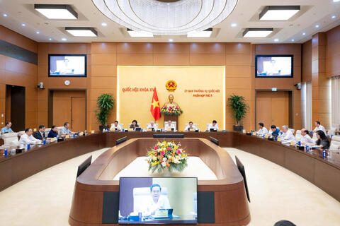 UBTVQH cho ý kiến việc giải trình, tiếp thu, chỉnh lý dự thảo Luật sửa đổi, bổ sung 3 dự án luật thuộc lĩnh vực ngân hàng
