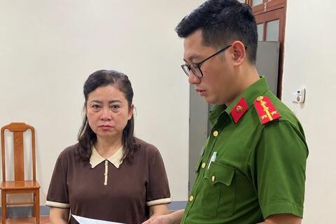Một trưởng phòng thuế ở Lạng Sơn bị bắt, cáo buộc nhận hối lộ 550 triệu đồng
