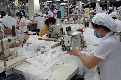 Từ 1.3.2026, tạm dừng đóng BHXH cho doanh nghiệp phục hồi