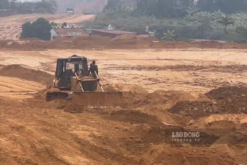 Chạy nước rút trên công trường giao thông trăm tỉ đồng ở Lào Cai