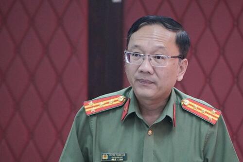 Buôn lậu ở biên giới An Giang: Dùng biển số giả, đai vác hàng nửa đêm tránh truy bắt