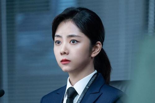 Lý do Đàm Tùng Vận bị 100 đoàn phim từ chối vì nhan sắc