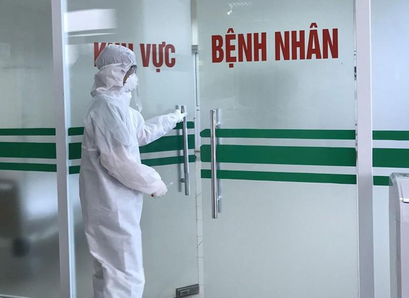 Cả nước đang điều trị khoảng 6.000 bệnh nhân COVID-19 nặng Cả nước đang điều trị khoảng 6.000 bệnh nhân COVID-19 nặng