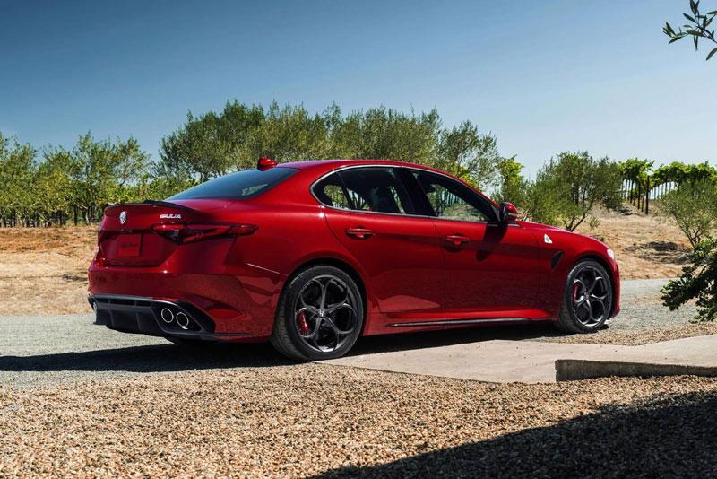 2. Alfa Romeo Giulia Quadrifoglio.