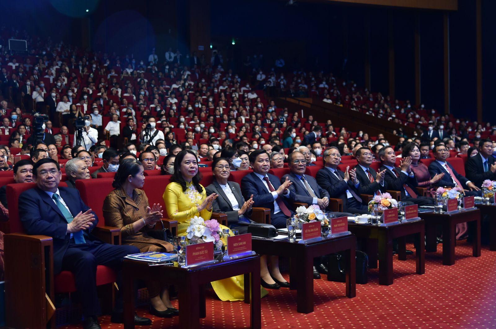 bidv phai phan dau tro thanh dinh che tai chinh hang dau dong nam a