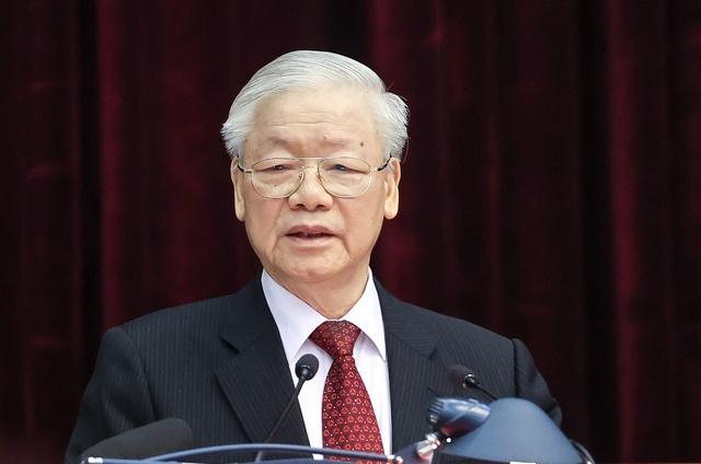 Tổng Bí thư Nguyễn Phú Trọng nhấn mạnh, chúng ta đều đã biết, đất đai là tài sản đặc biệt của quốc gia, là tư liệu sản xuất cơ bản, là tài nguyên vô cùng quý giá, là nguồn sống của nhân dân và nguồn lực to lớn của đất nước, thuộc sở hữu toàn dân do Nhà nước đại diện chủ sở hữu và thống nhất quản lý.