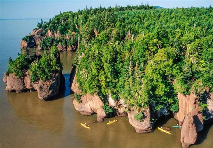 Những tảng đá bị xói mòn trong hàng triệu năm có hình dáng đặc biệt khiến ai cũng ngỡ ngàng 4