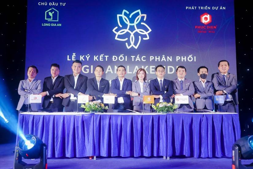 Phúc Điền Land ký kết với các đối tác phân phối tại dự án Gia An Lakeside.