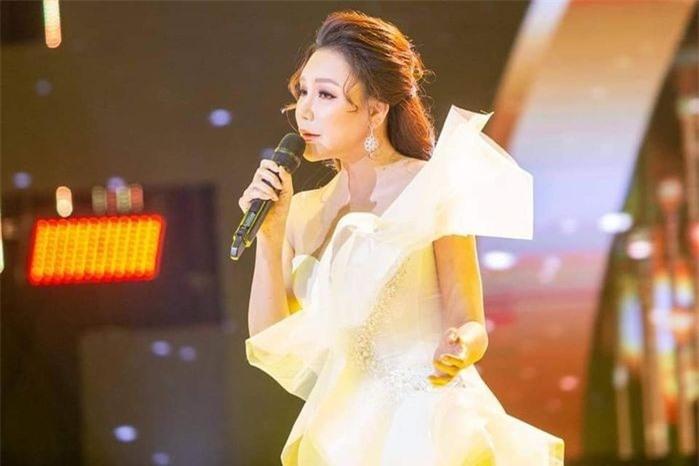 Đông Nhi,Phan Anh và loạt sao Việt từng tuyên bố giải nghệ nhưng quên sau đó