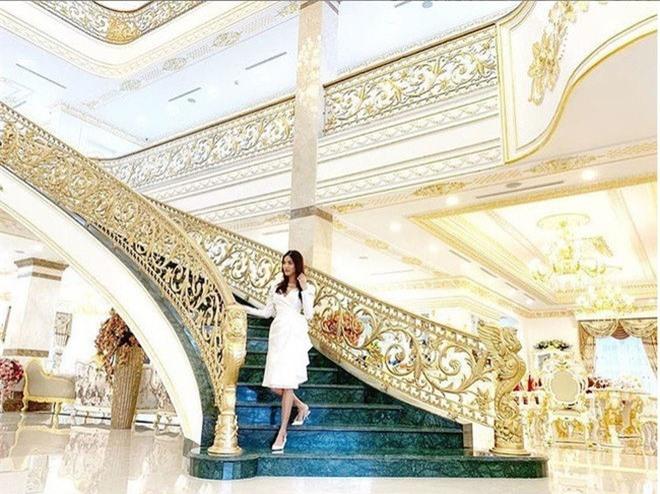 Ngất ngây với cơ ngơi đồ sộ nhà chồng mỹ nhân Việt: Hà Hồ thênh thang, Hà Tăng xa hoa
