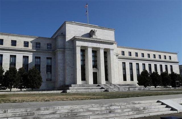 FED dự kiến tăng lãi suất lên 4% vào cuối năm 2022 - Ảnh 1.