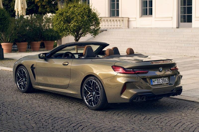 10. BMW M8 Competition Convertible (giá khởi điểm: 147.300 USD). 10. BMW M8 Competition Convertible (giá khởi điểm: 147.300 USD).