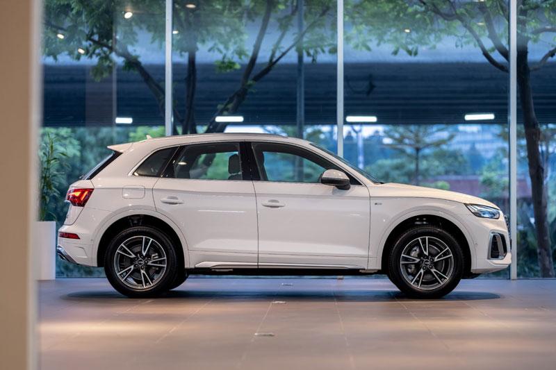 Audi Q5.