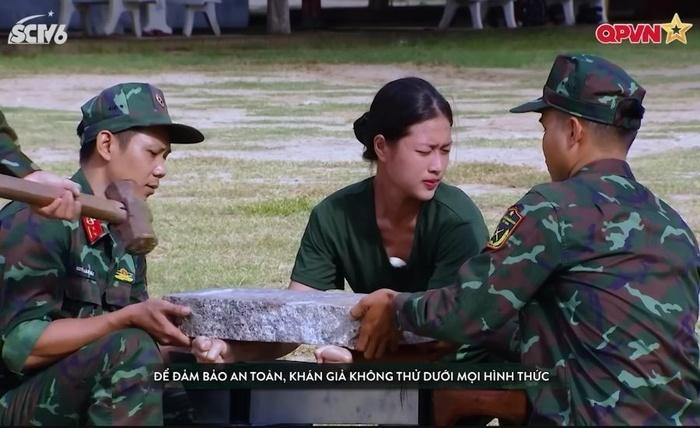 Chỉ huy mới của Sao Nhập Ngũ 2023: Vừa ngầu vừa cơ bắp, khiến dàn chiến sĩ 2 lần thót tim vì điều này