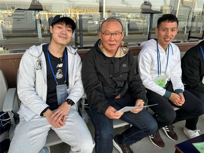 Hung Dung va Park Hang Seo