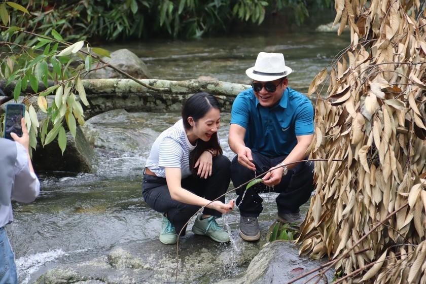 Về Thái Nguyên uống trà, ngắm cảnh, thưởng thức đồ ăn ngon  ảnh 5