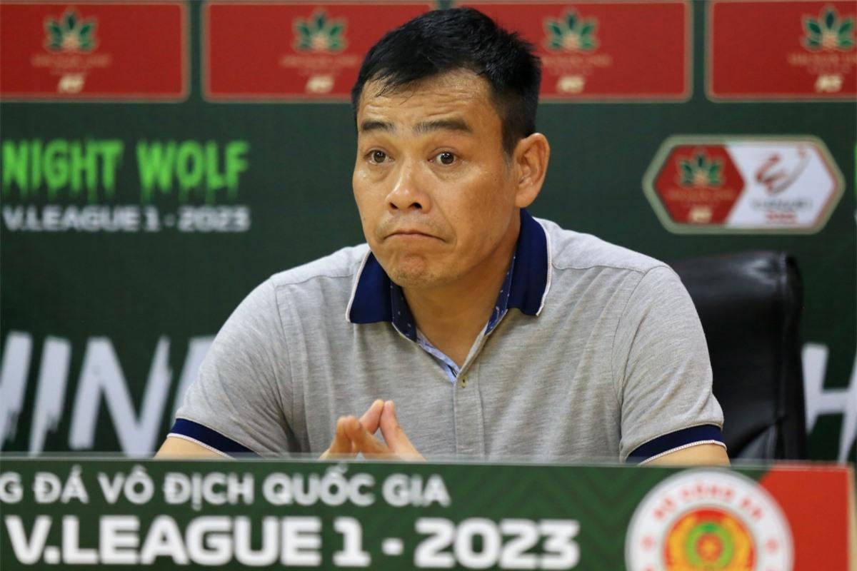 HLV Huy Hoàng CAHN vs SLNA 26/5 HLV Huy Hoang CAHN vs SLNA 26/5