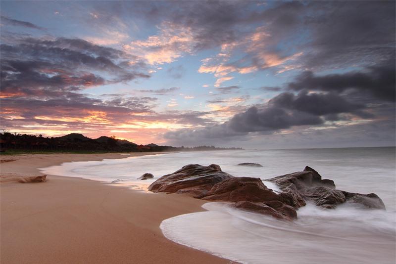 Nơi đây gây chú ý vì có suối nước nóng và 1 khu rừng mưa với diện tích khoảng 11.000 ha đã được công nhận là khu bảo tồn thiên nhiên vào năm 1975.Ảnh: Le Ngoc Minh. Nơi đây gây chú ý vì có suối nước nóng và 1 khu rừng mưa với diện tích khoảng 11.000 ha đã được công nhận là khu bảo tồn thiên nhiên vào năm 1975.Ảnh: Le Ngoc Minh.