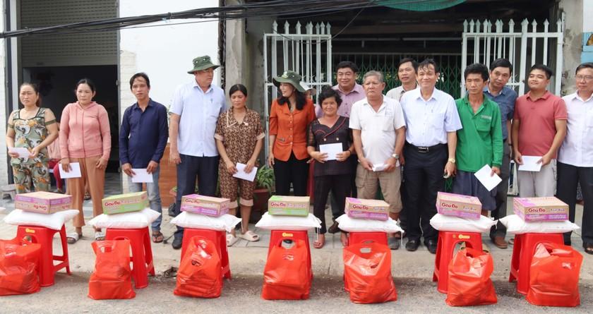 Chủ tịch UBND An Giang khảo sát khu vực sạt lở trên địa bàn tỉnh  ảnh 3